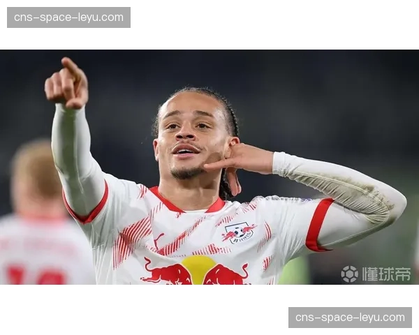 深度复盘：多特蒙德如何通过肋部配合限制哈维-西蒙斯